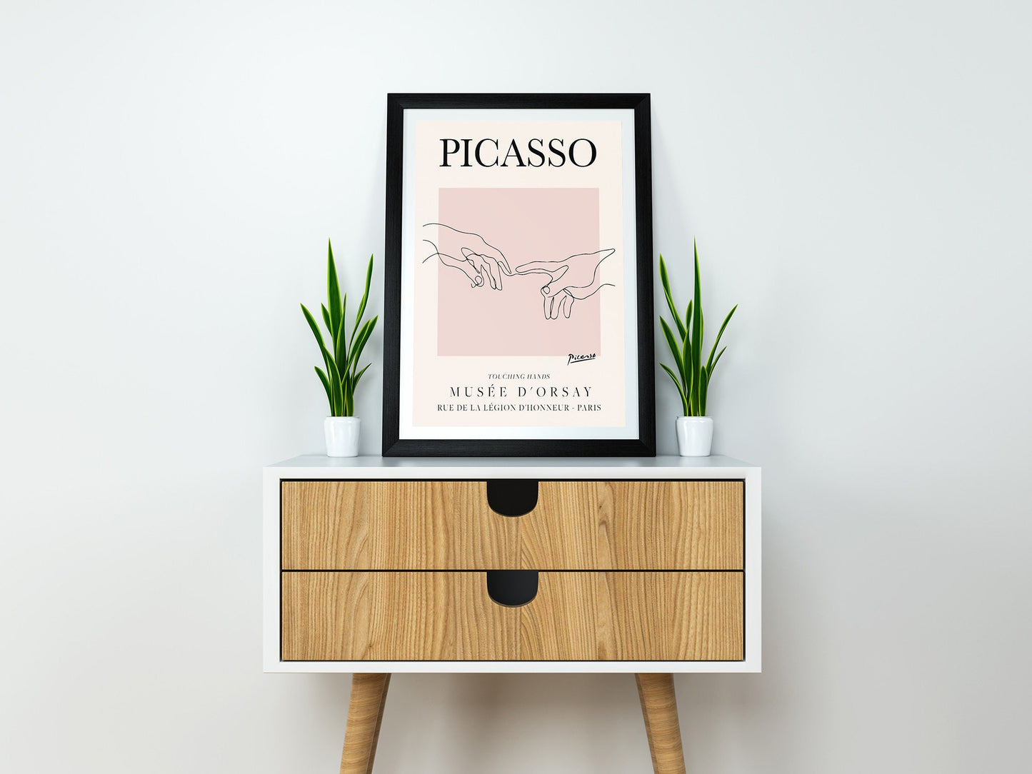 Picasso - Touching Hands, Exhibition Vintage Line Art Poster, Minimalist Line Drawing, Ideal Home Decor or Gift Print